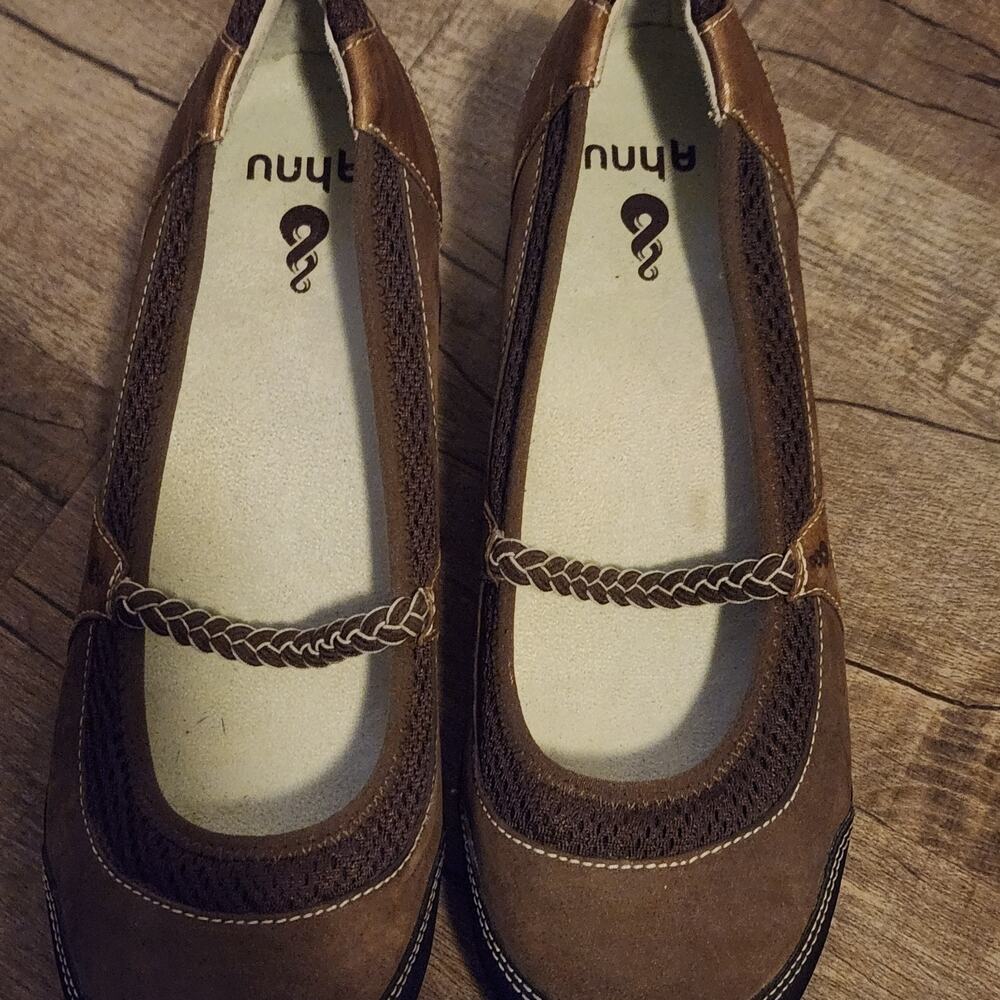 Ahnu Women's Wedge Slipon Shoes Two Tone Brown 8